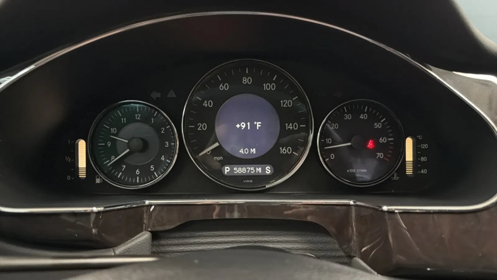 Used 2008 Mercedes-Benz CLS 550 image 11