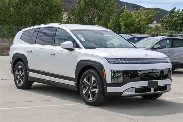New 2026 Hyundai Ioniq 9 SE image 3