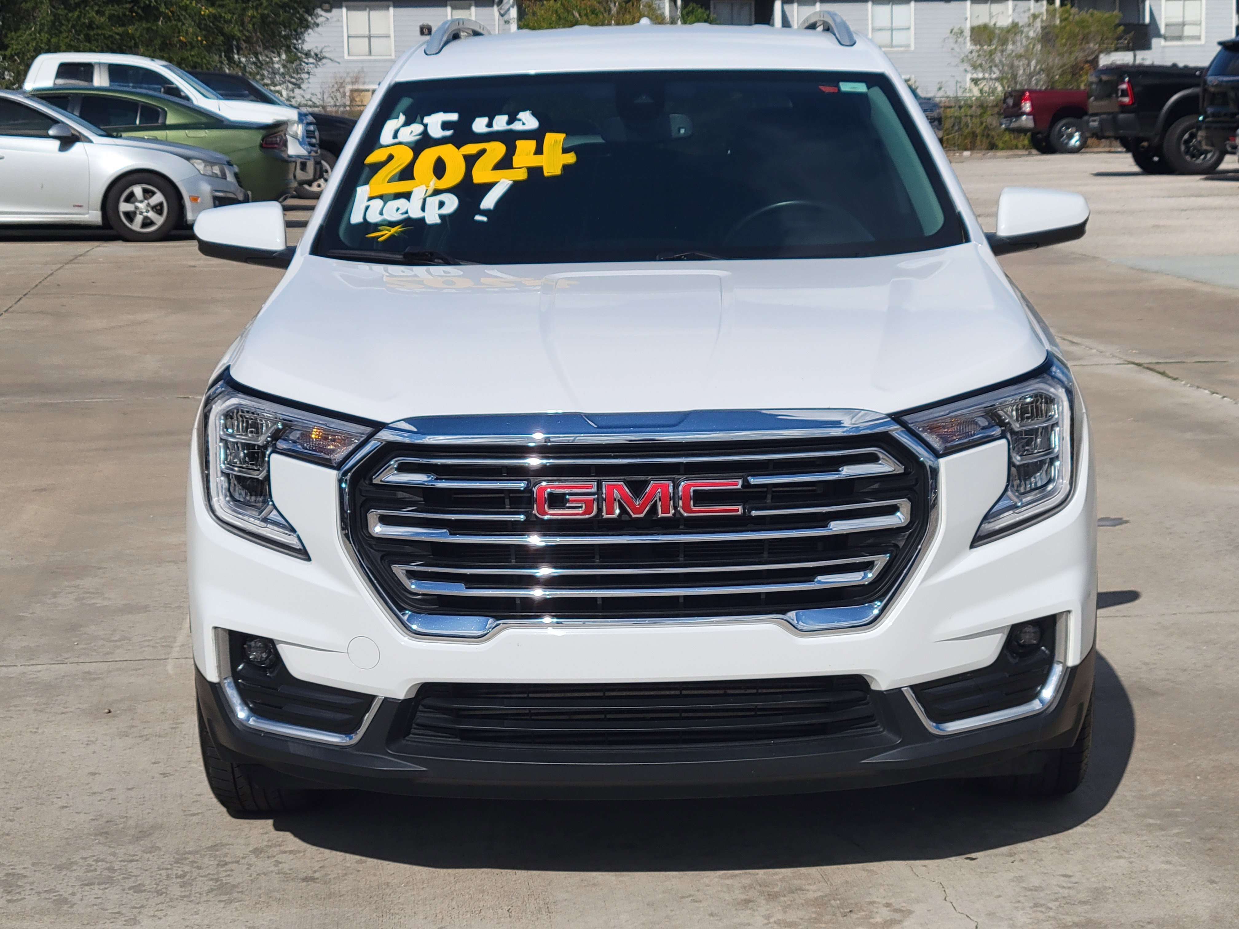 Used 2024 GMC Terrain SLT image 8