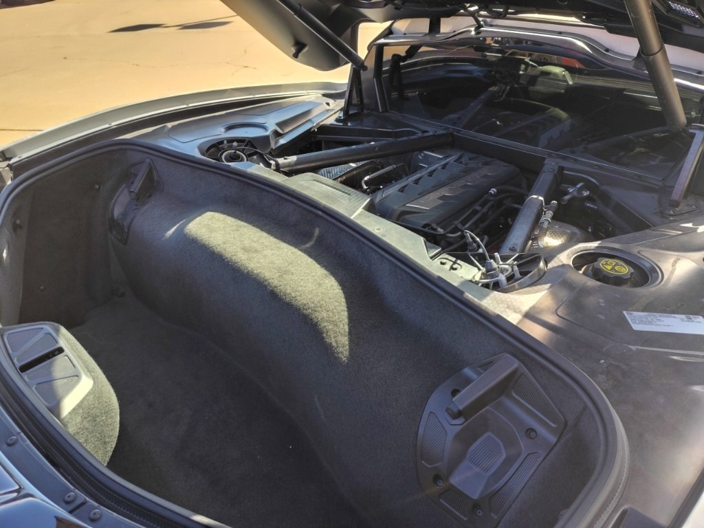 Used 2023 Chevrolet Corvette Stingray Preferred Cpe w/ Z51 Performance Package RWD image 9