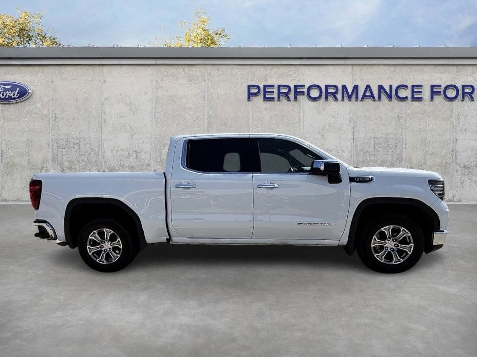 Used 2025 GMC Sierra 1500 SLT RWD image 6