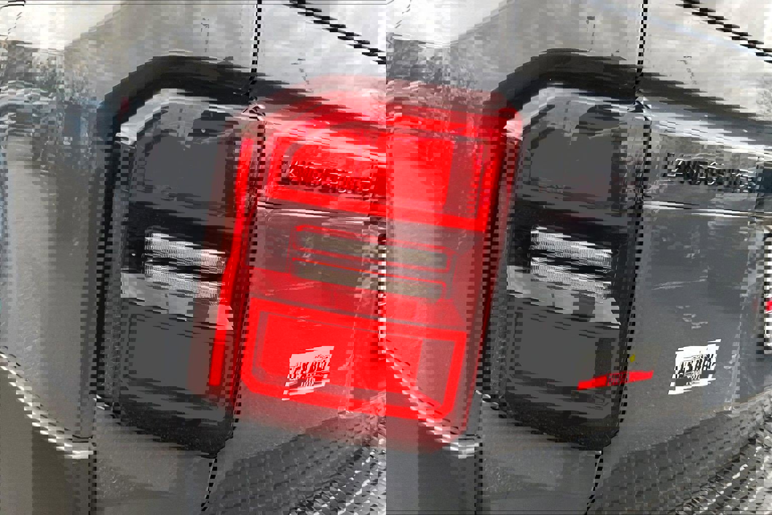 Used 2025 Toyota Land Cruiser image 28