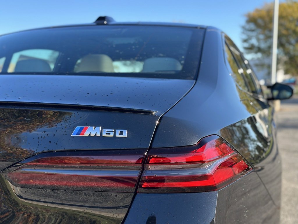 New 2025 BMW i5 M60 w/ Premium Package image 11