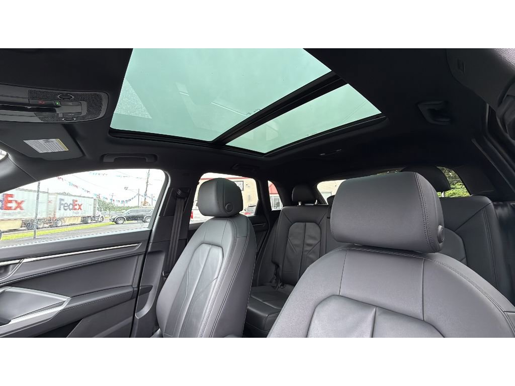 Used 2023 Audi Q3 2.0T Premium image 9