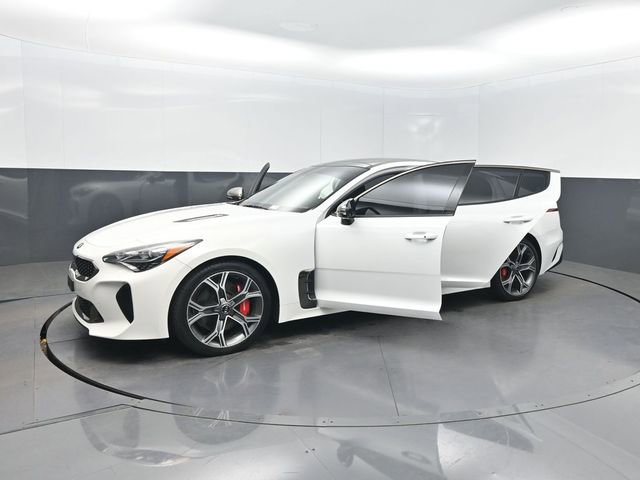 Used 2020 Kia Stinger GT2 image 38