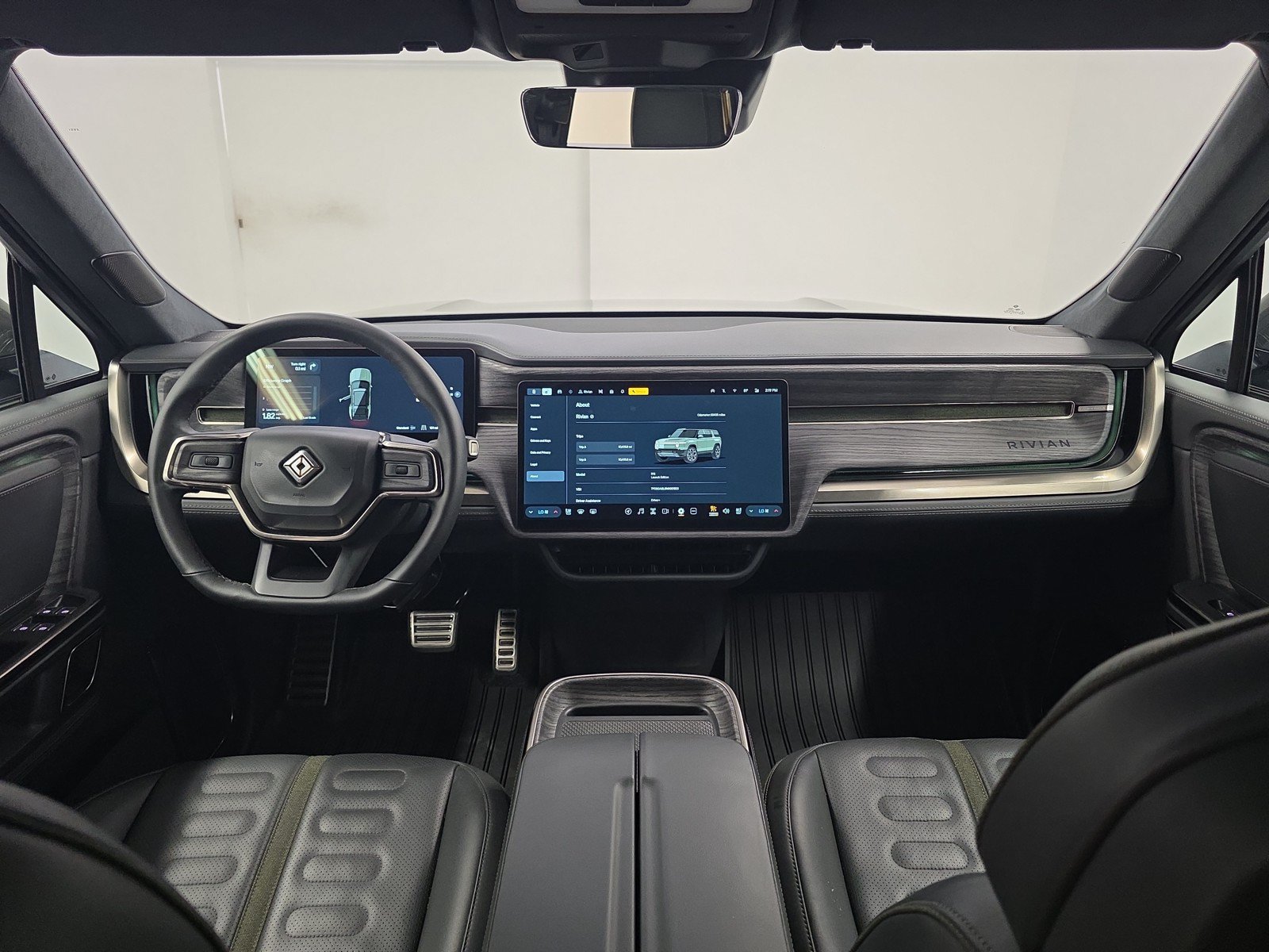 Used 2022 Rivian R1S Launch Edition AWD/4WD image 27