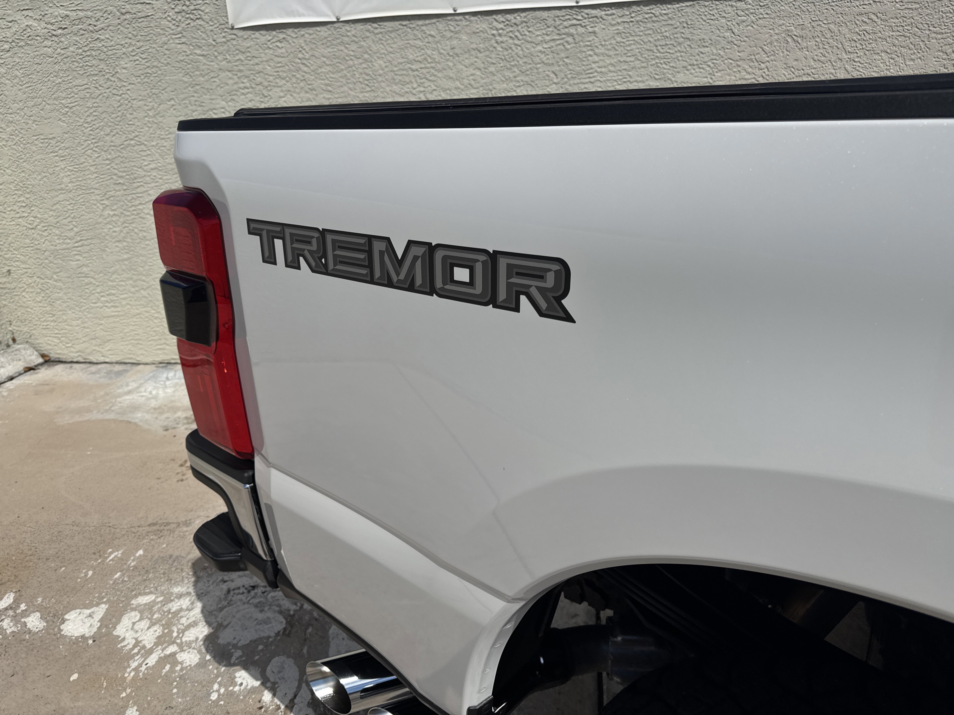 New 2025 Ford F250 King Ranch w/ Tremor Off-Road Package image 10