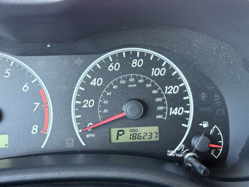 Used 2013 Toyota Corolla LE FWD image 26