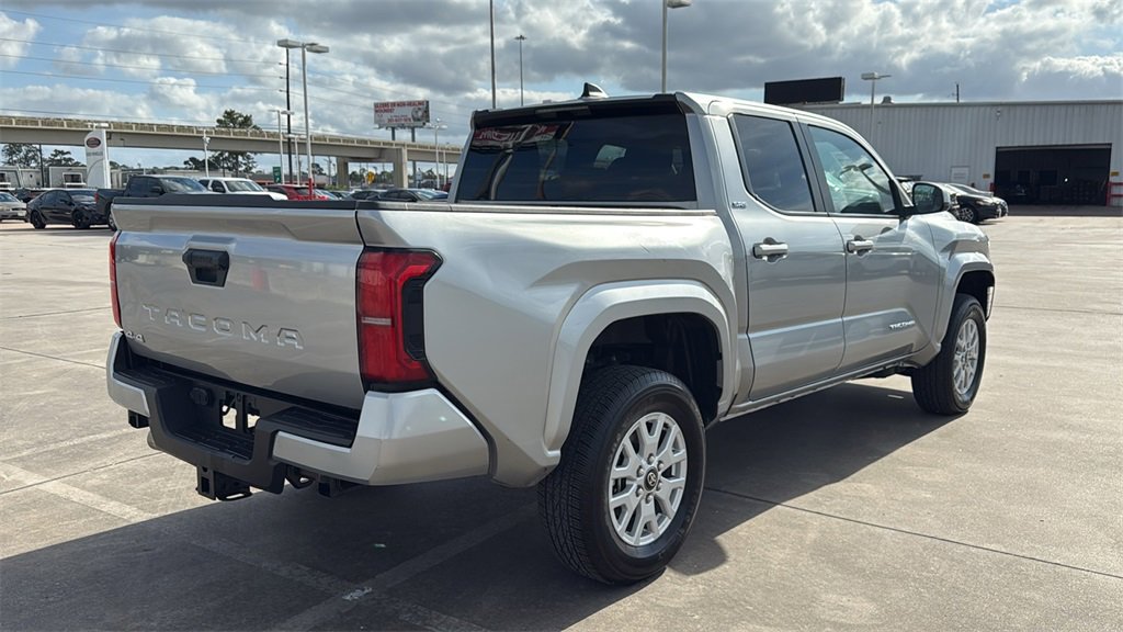 Used 2024 Toyota Tacoma SR5 image 7