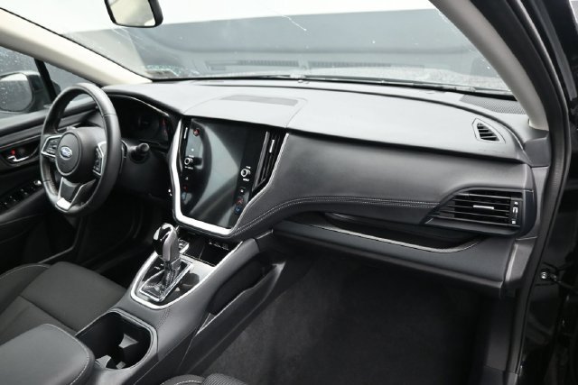 Used 2025 Subaru Legacy Premium AWD/4WD image 9