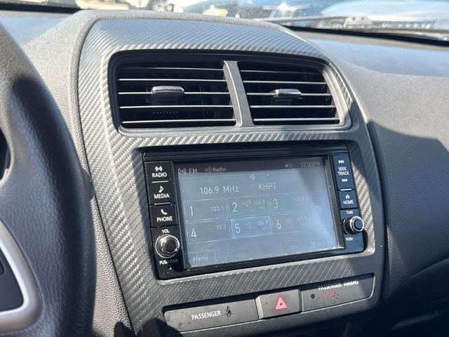 Used 2024 Mitsubishi Outlander Sport ES AWD/4WD image 17