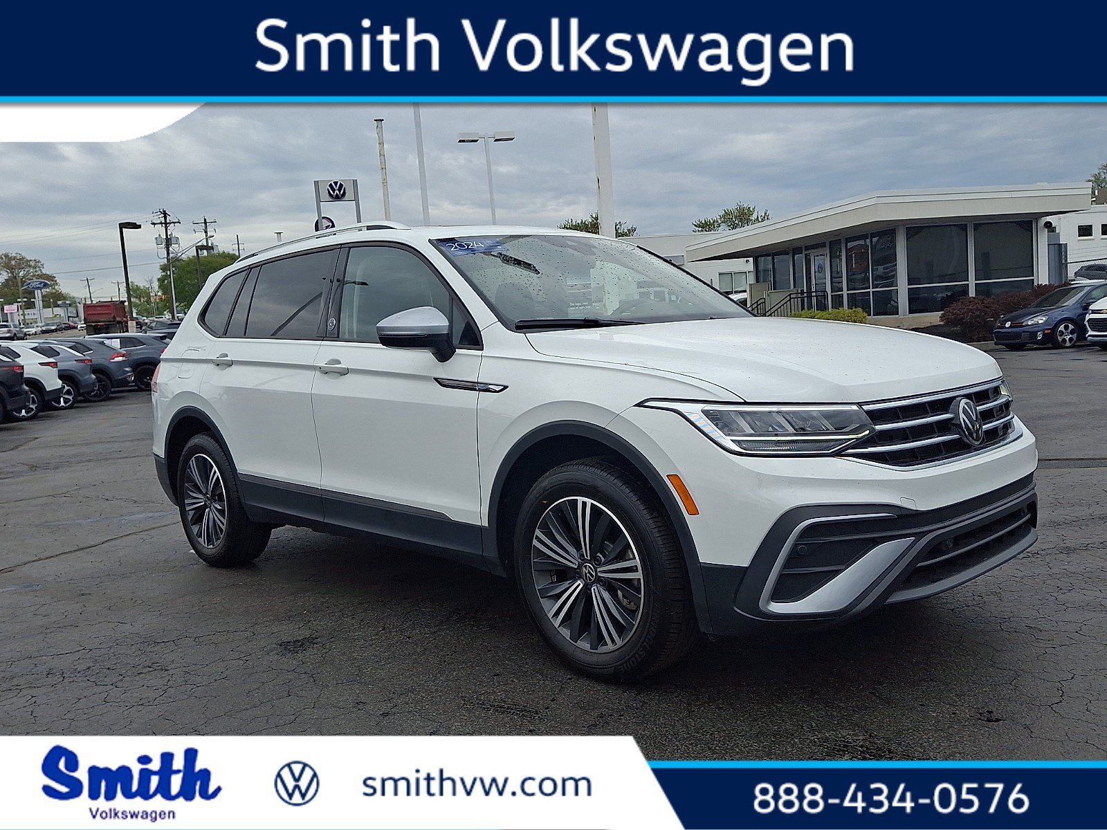 Certified 2024 Volkswagen Tiguan Wolfsburg Edition AWD/4WD image 1