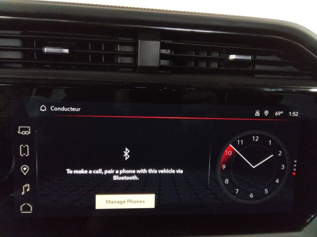 Used 2024 GMC Sierra 2500 AT4 w/ Technology Package image 22