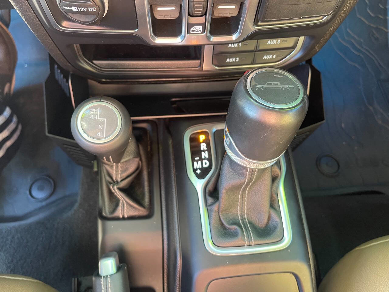 Used 2020 Jeep Gladiator Overland image 23