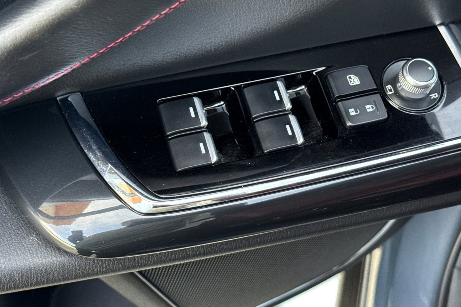 Used 2023 MAZDA CX-9 Carbon Edition image 12