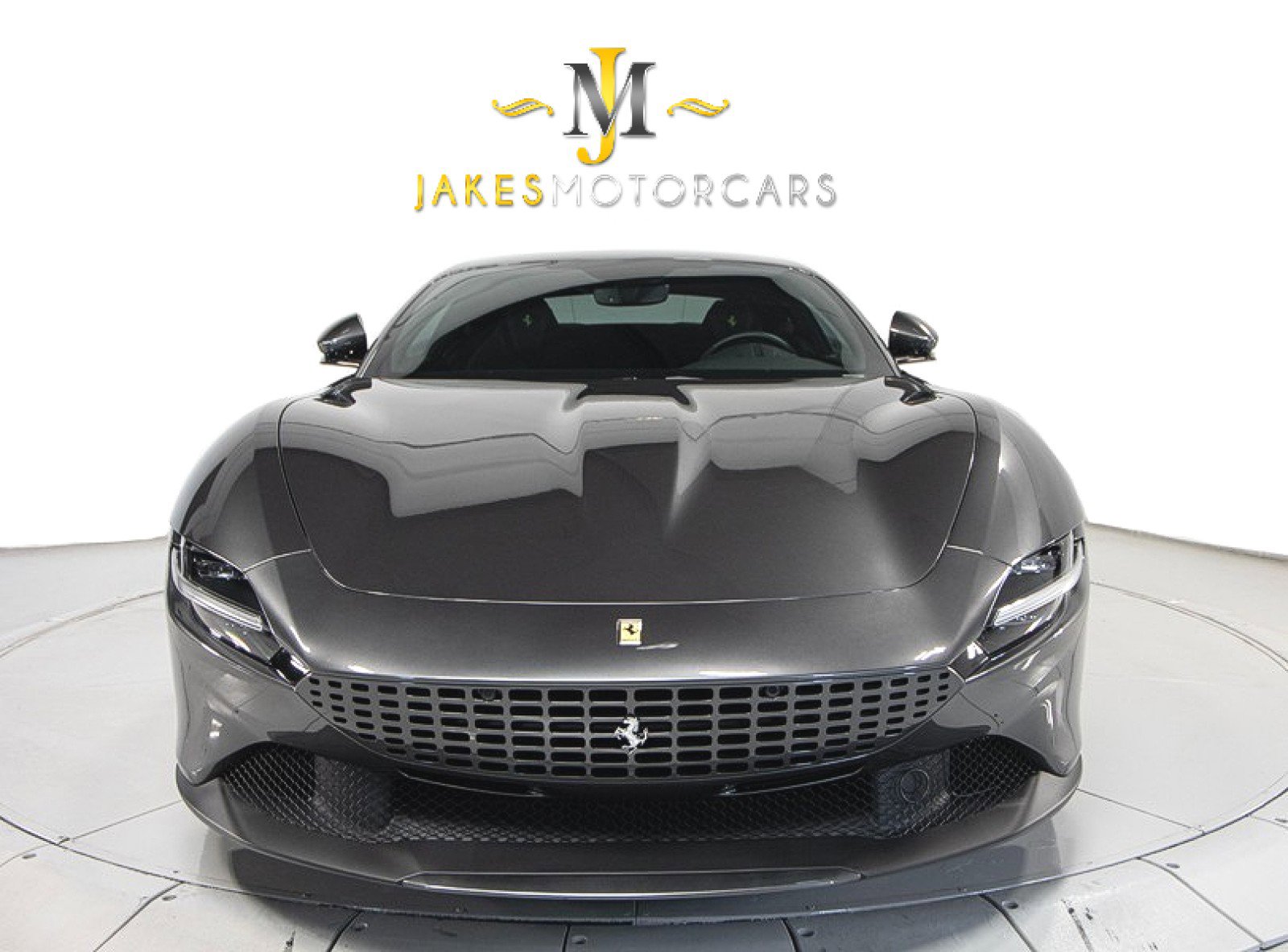 Used 2021 Ferrari Roma RWD image 17