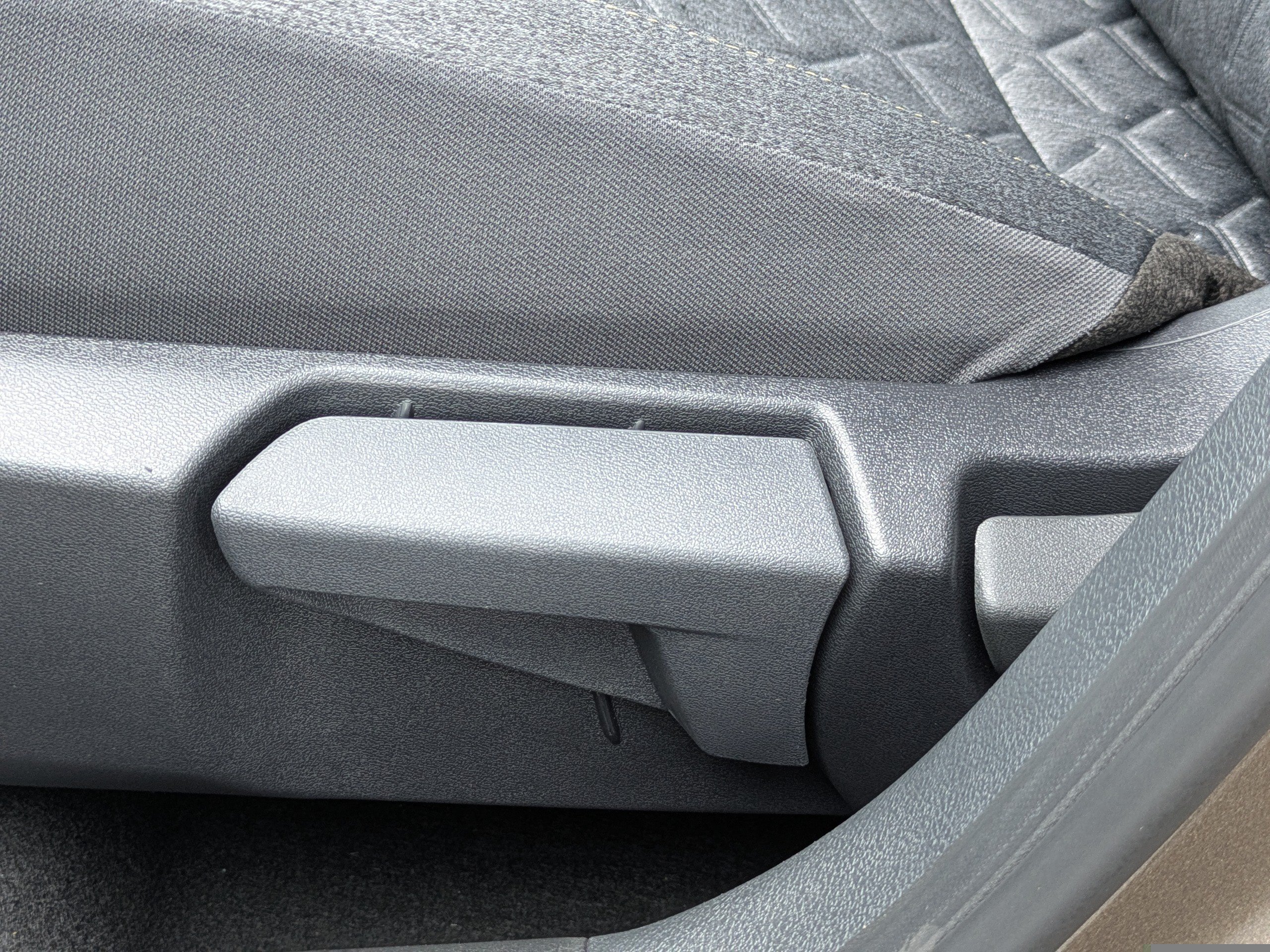 New 2026 Nissan Kicks SV w/ SV Premium Package FWD image 20