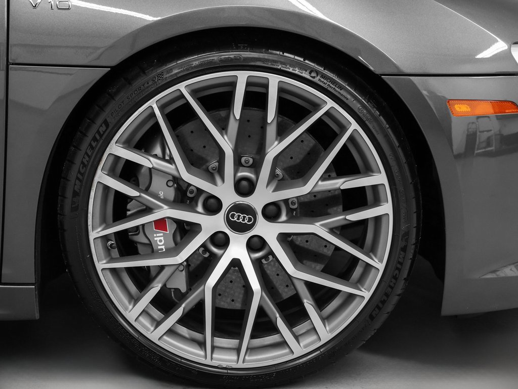 Used 2017 Audi R8 V10 plus image 8