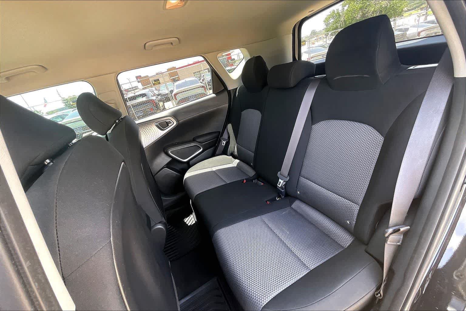 Used 2022 Kia Soul LX w/ Technology Package FWD image 27