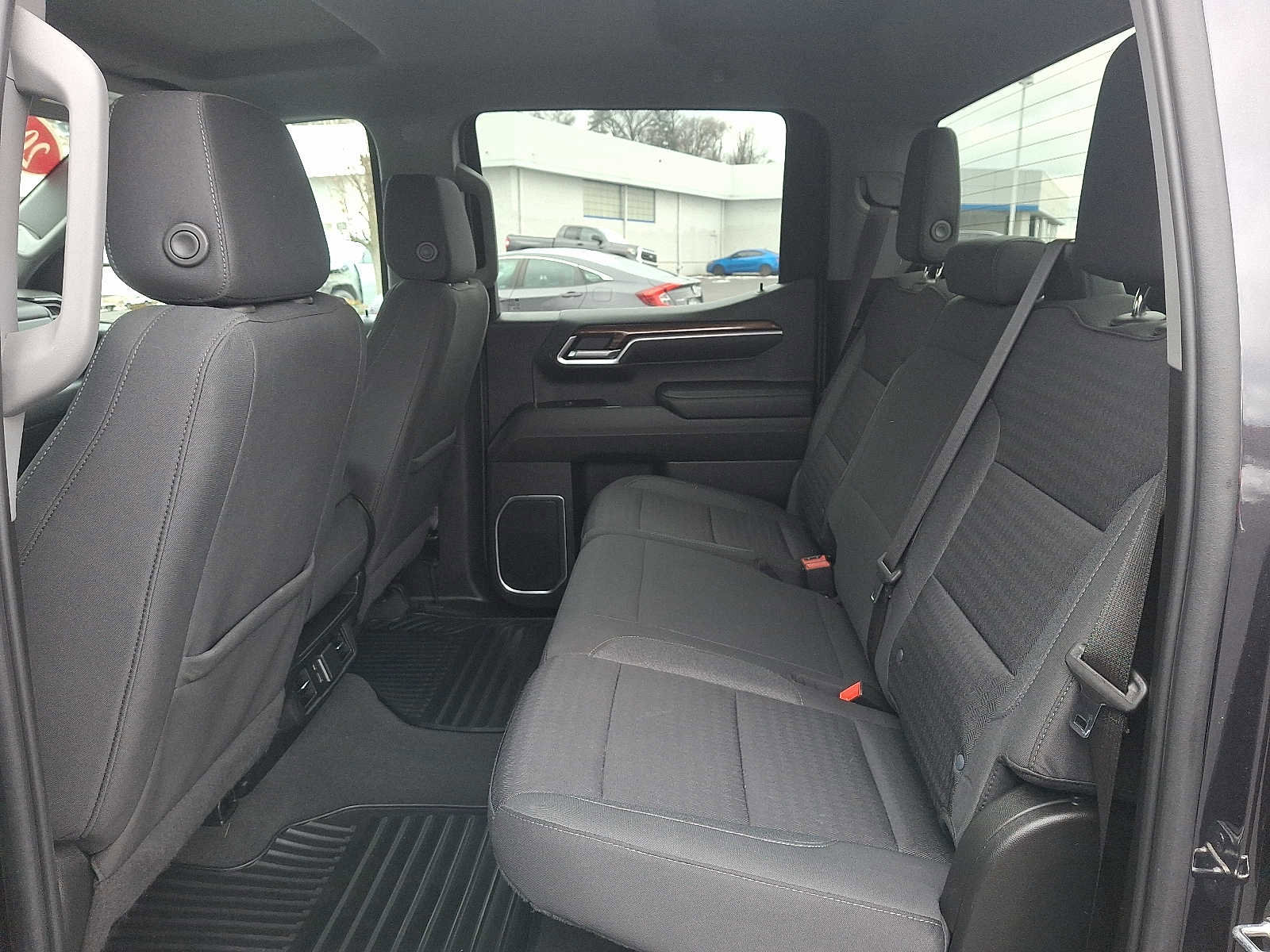 Used 2022 Chevrolet Silverado 1500 LT image 11