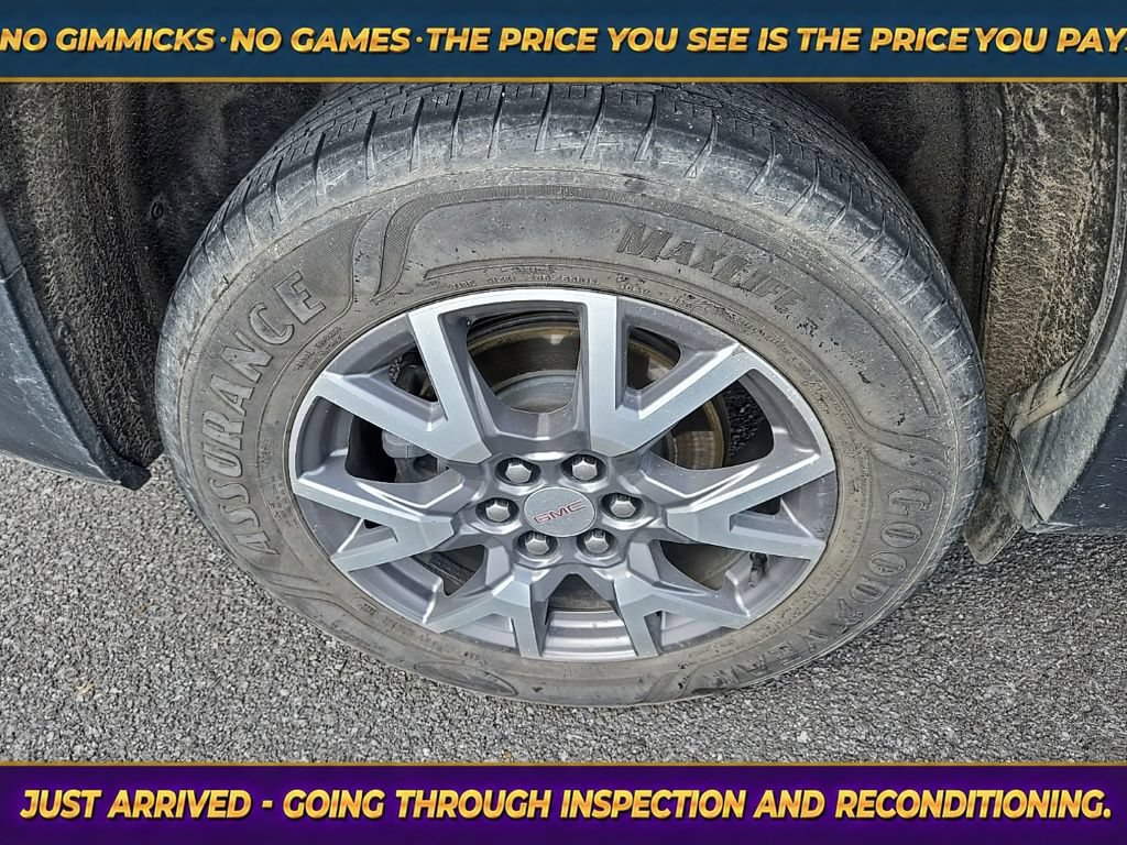 Used 2021 GMC Acadia SLT w/ LPO, Floor Liner Package FWD image 10