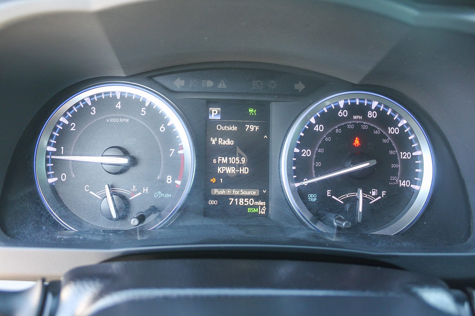 Used 2019 Toyota Highlander SE image 25