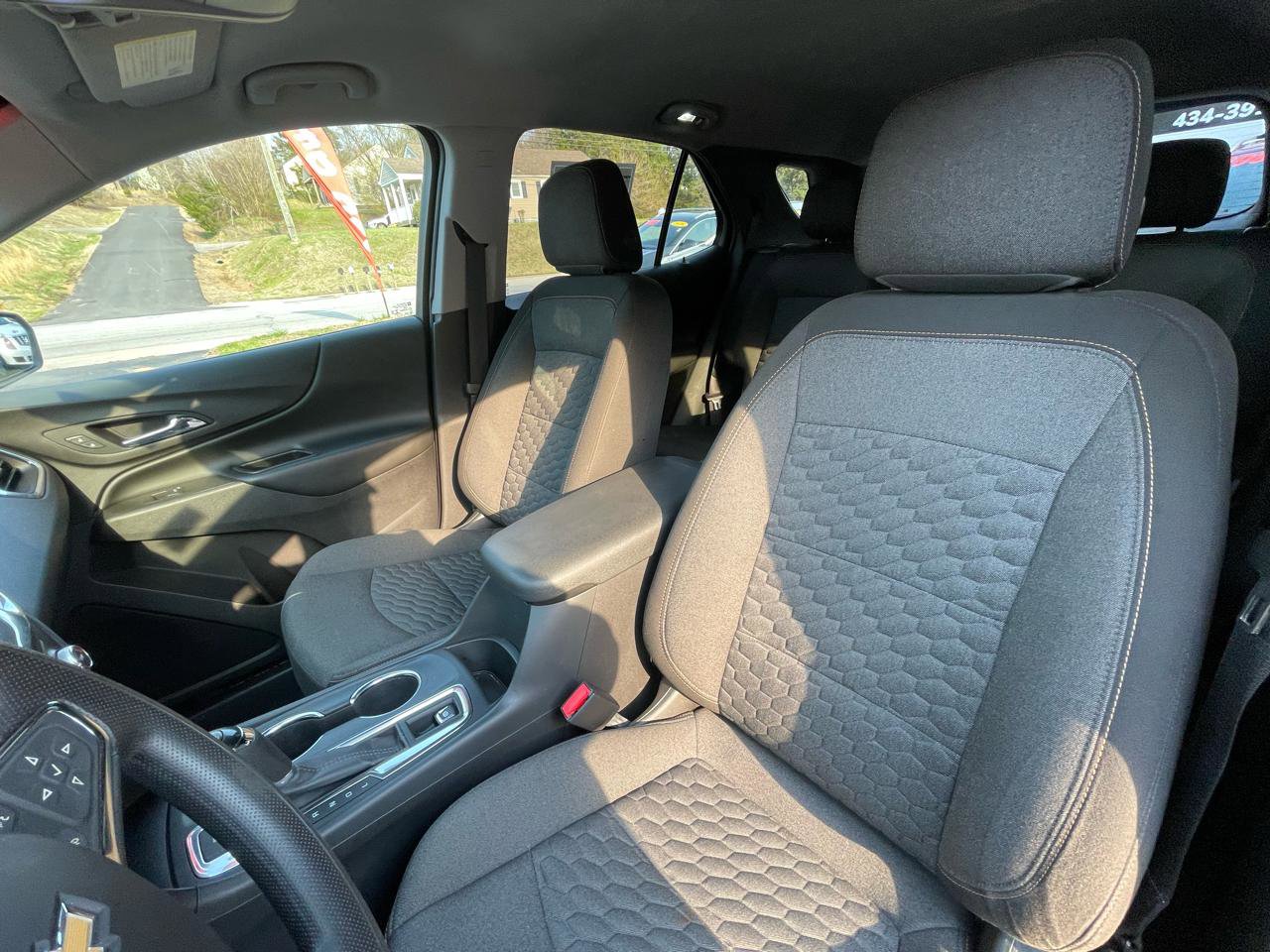 Used 2021 Chevrolet Equinox LT image 17