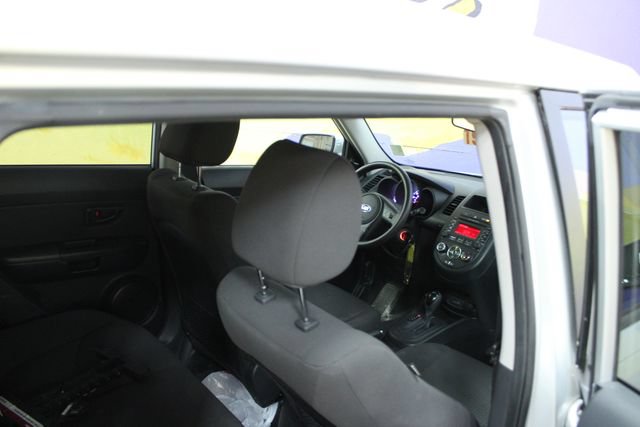 Used 2013 Kia Soul FWD image 10