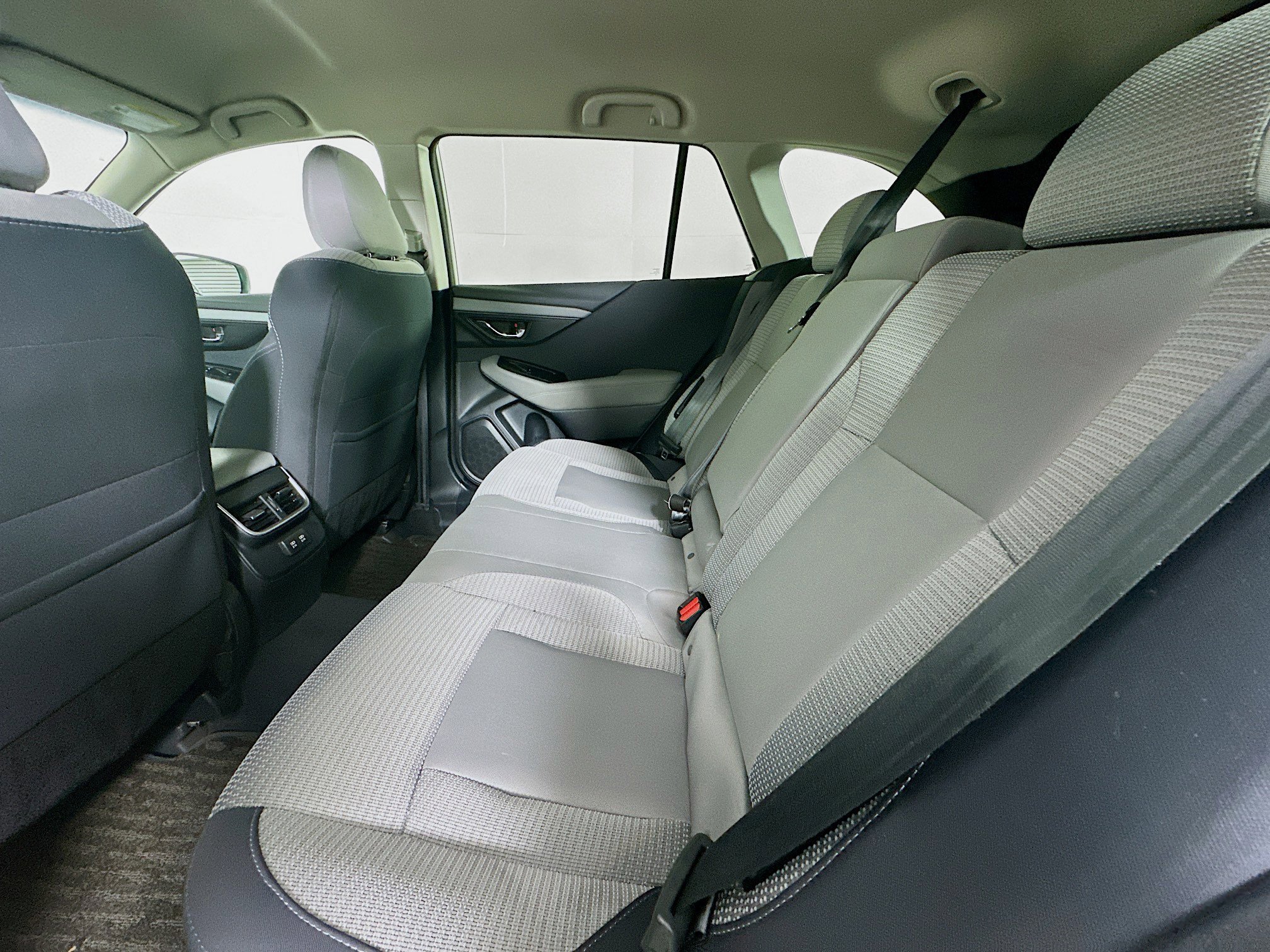 Used 2022 Subaru Outback Premium image 27