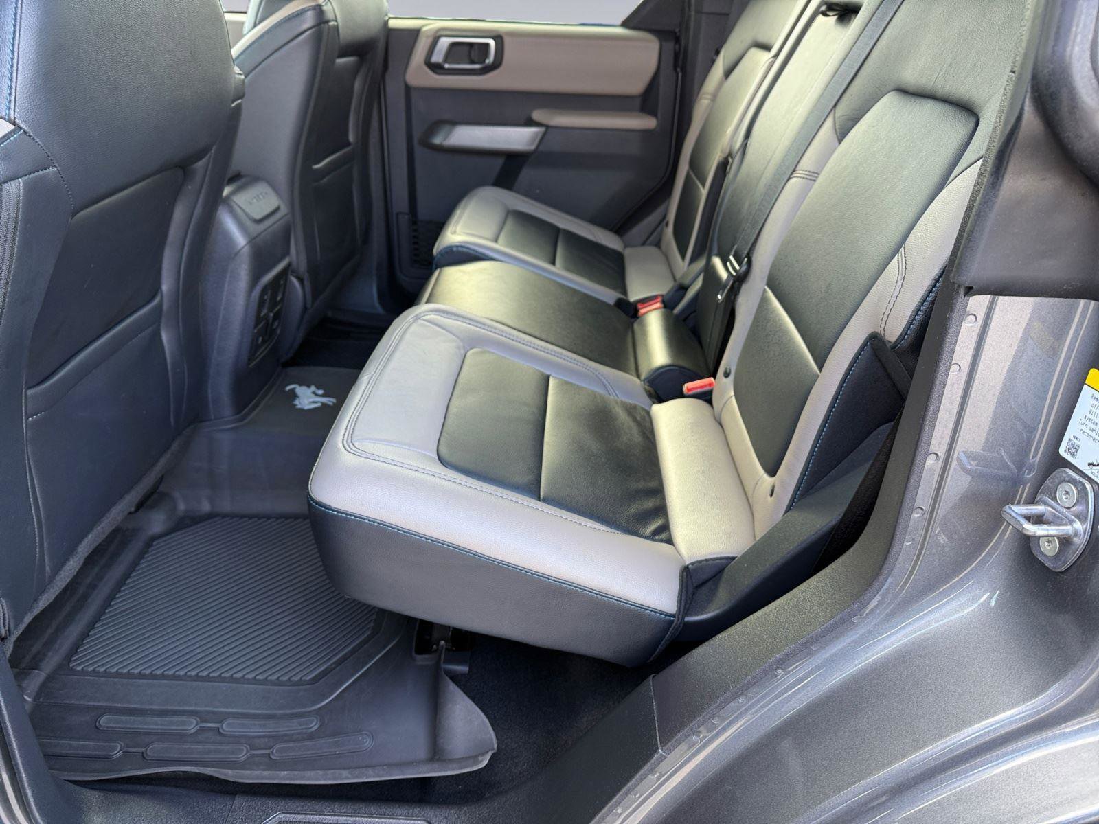 Used 2022 Ford Bronco Wildtrak image 11