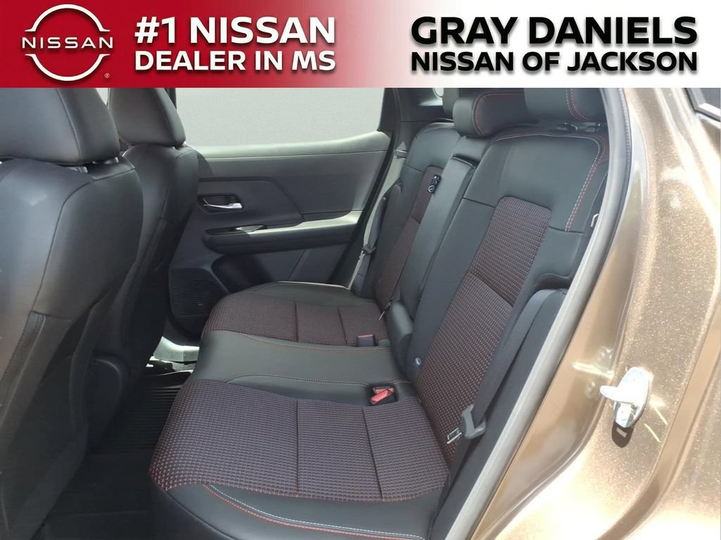 New 2026 Nissan Kicks SR AWD/4WD image 26