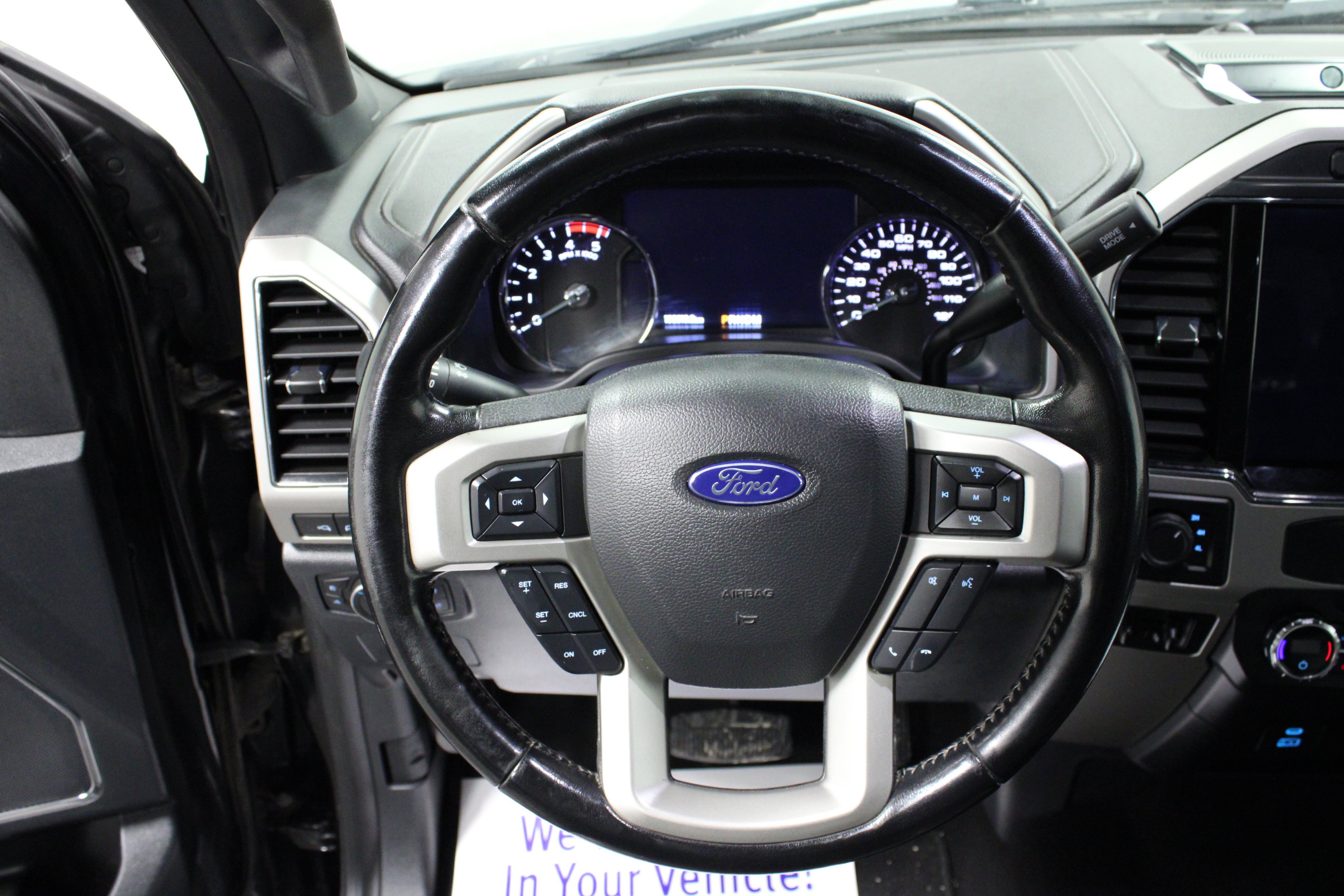 Used 2022 Ford F350 Lariat AWD/4WD image 17