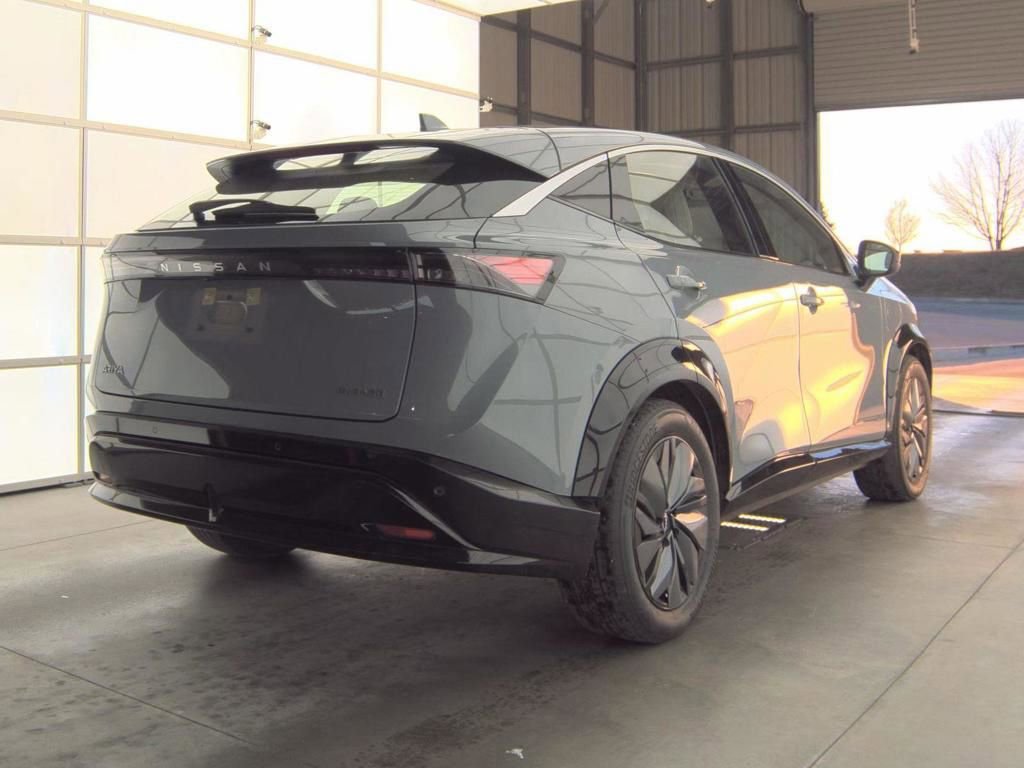 Used 2024 Nissan Ariya FWD image 7
