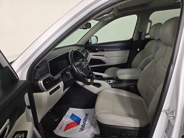 Certified 2024 Kia Telluride EX w/ EX Captain's Chair Package image 14