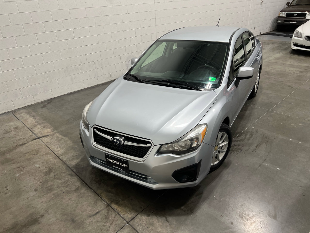Used 2014 Subaru Impreza 2.0i Premium w/ All-Weather Package w/CVT image 1