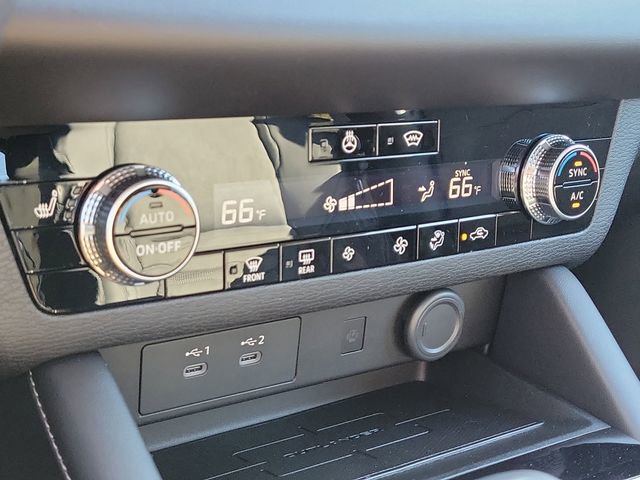 New 2026 Mitsubishi Outlander AWD image 33