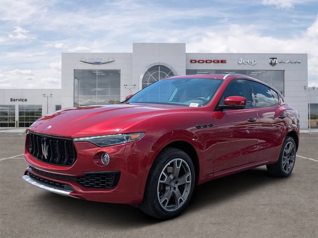 Used 2020 Maserati Levante GranLusso AWD/4WD image 5