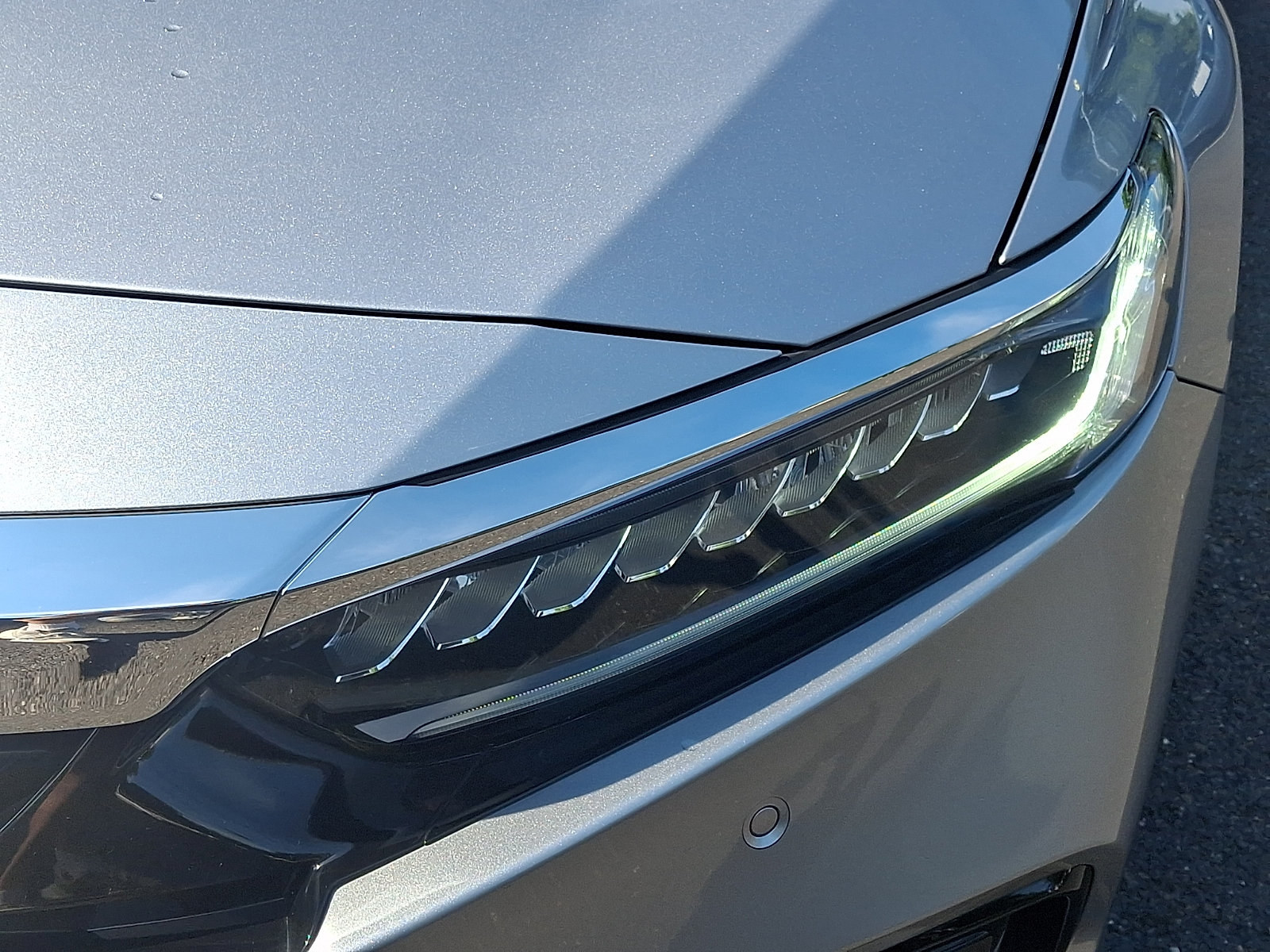 Used 2021 Honda Accord EX-L image 9