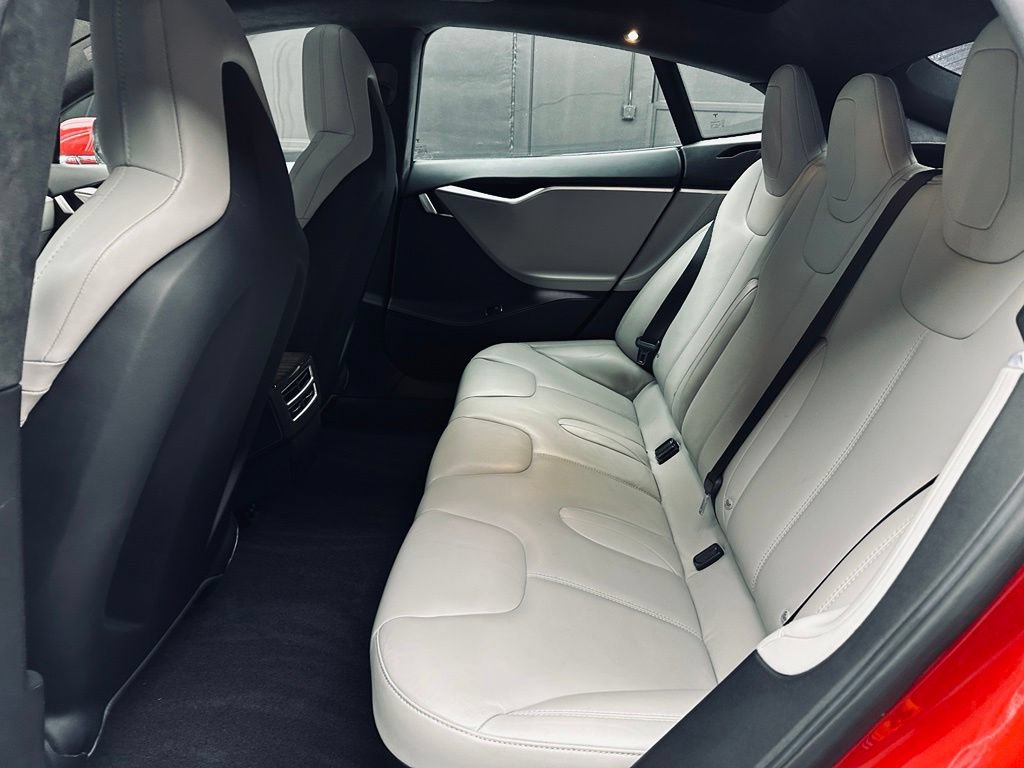 Used 2015 Tesla Model S 70D AWD/4WD image 20