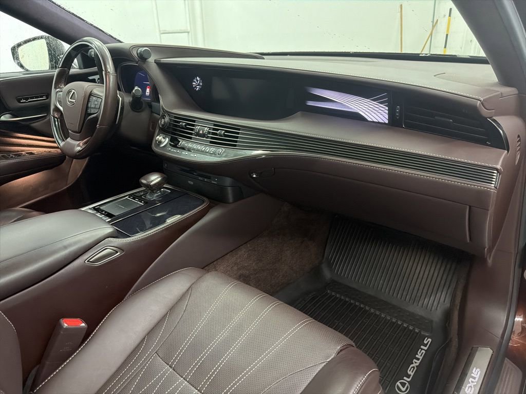 Used 2018 Lexus LS 500 AWD w/ Luxury Package image 28