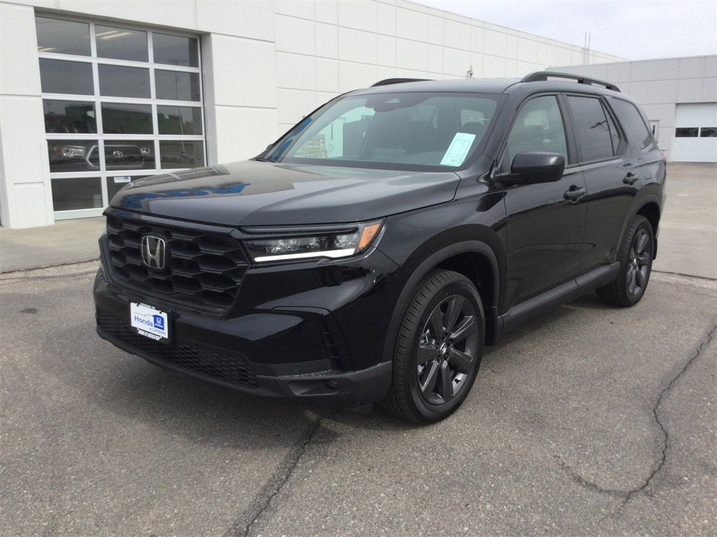 New 2025 Honda Pilot Sport image 9
