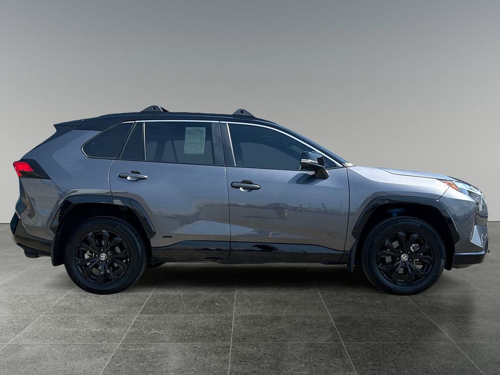 Used 2022 Toyota RAV4 XSE image 8