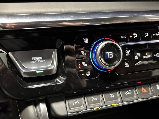 Used 2025 GMC Sierra 1500 Denali Ultimate image 8