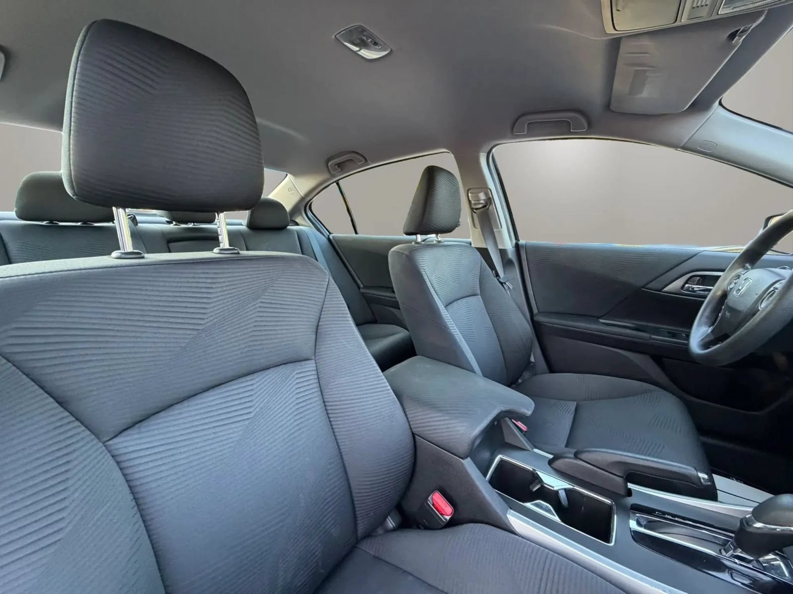 Used 2015 Honda Accord LX image 31