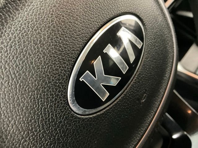 Used 2021 Kia Sorento LX image 44