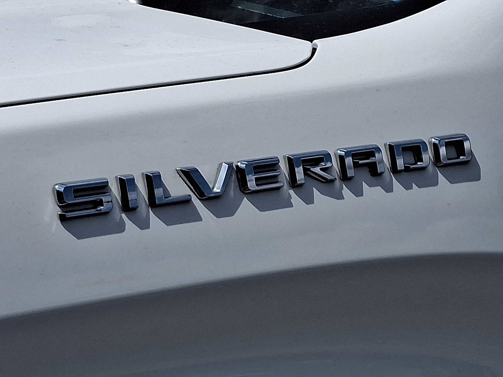 Used 2023 Chevrolet Silverado 1500 LT AWD/4WD image 30