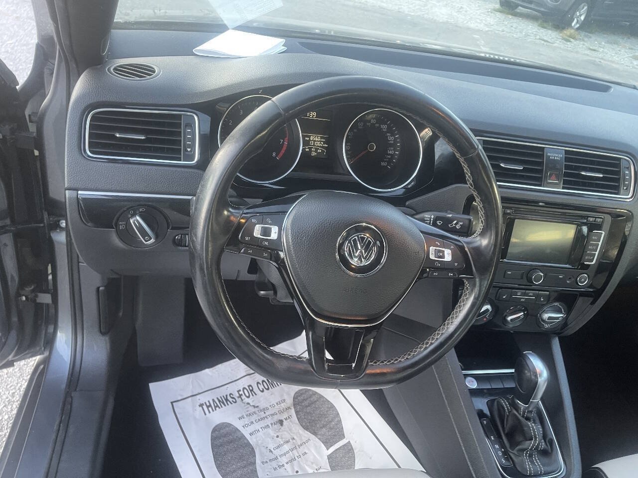 Used 2015 Volkswagen Jetta Sport FWD image 13