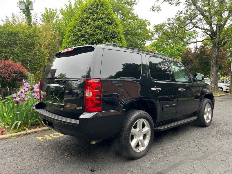 Used 2010 Chevrolet Tahoe LT w/ Regional Value Package AWD/4WD image 4