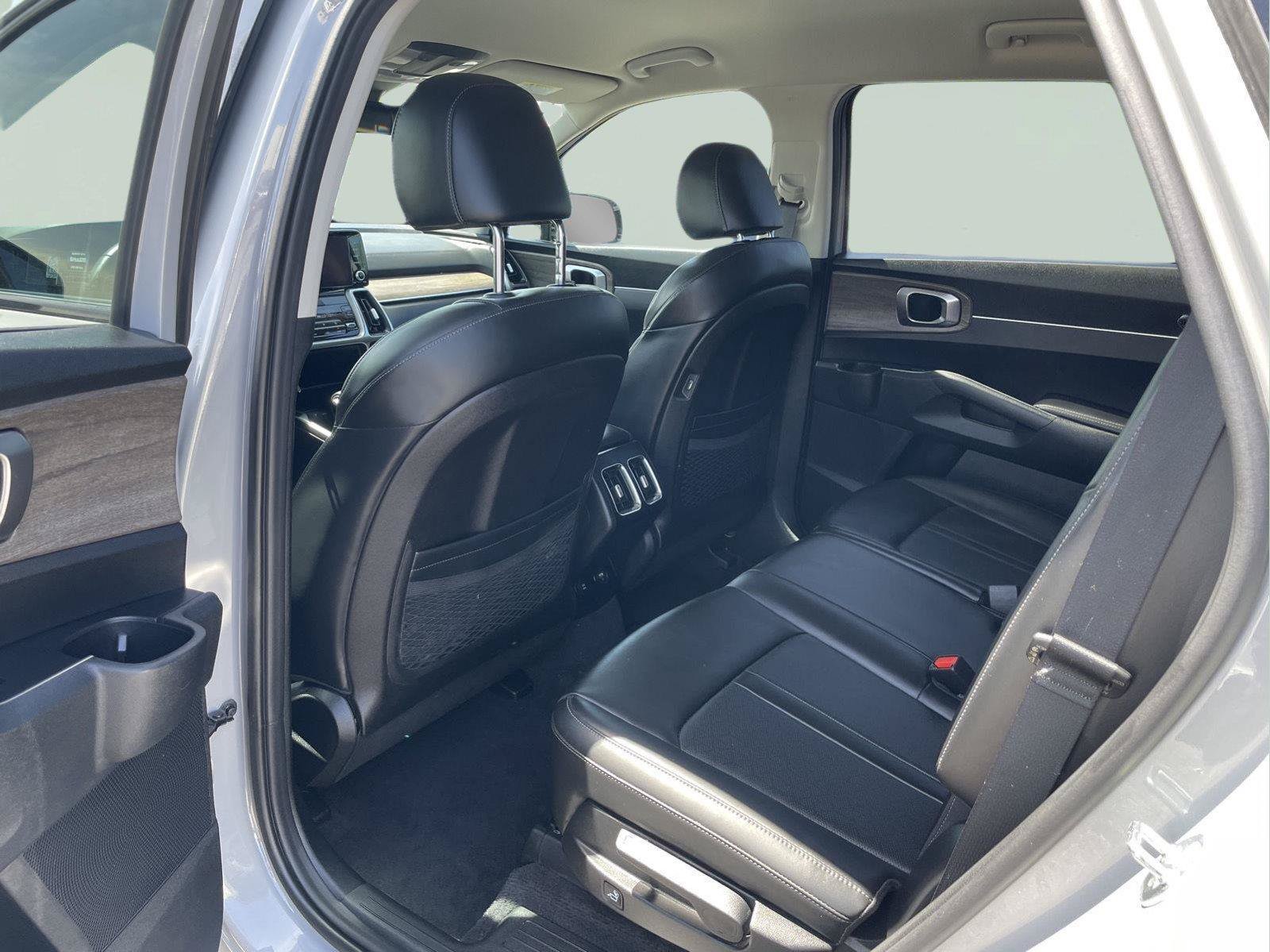 Used 2023 Kia Sorento S AWD/4WD image 13