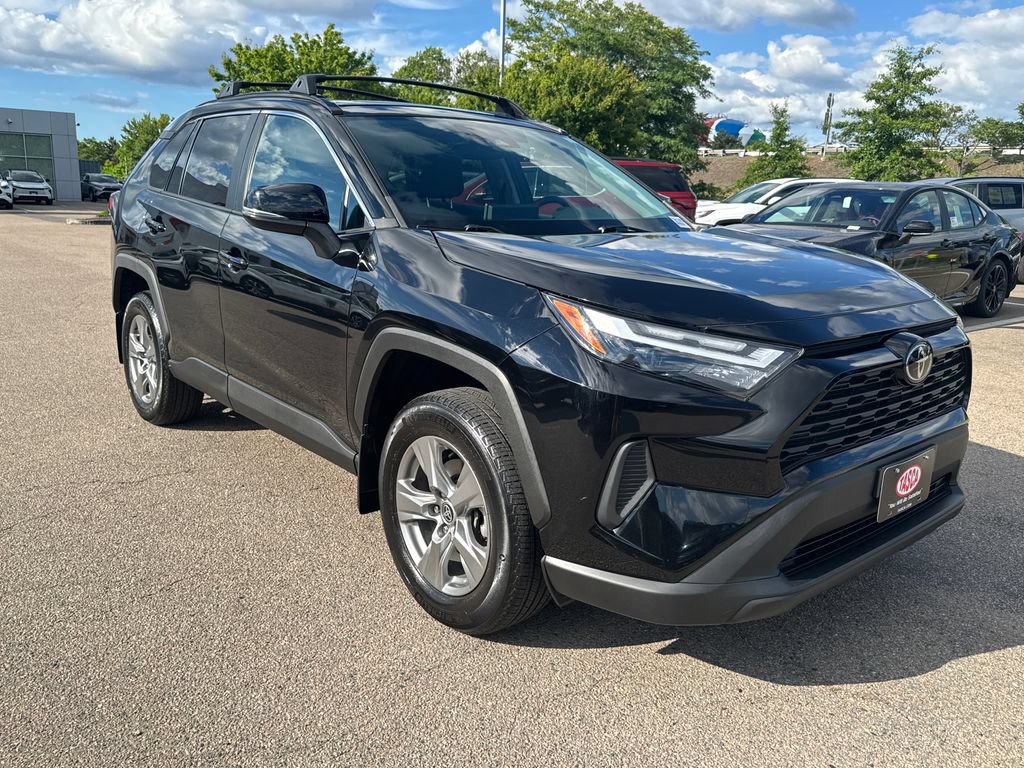 Used 2023 Toyota RAV4 XLE w/ Convenience Package AWD/4WD image 11